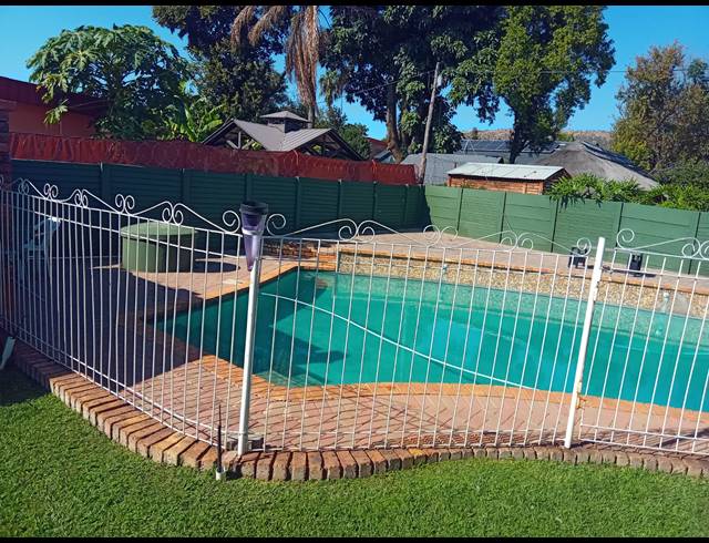 7 BEDROOM HOUSE FOR SALE IN DORANDIA